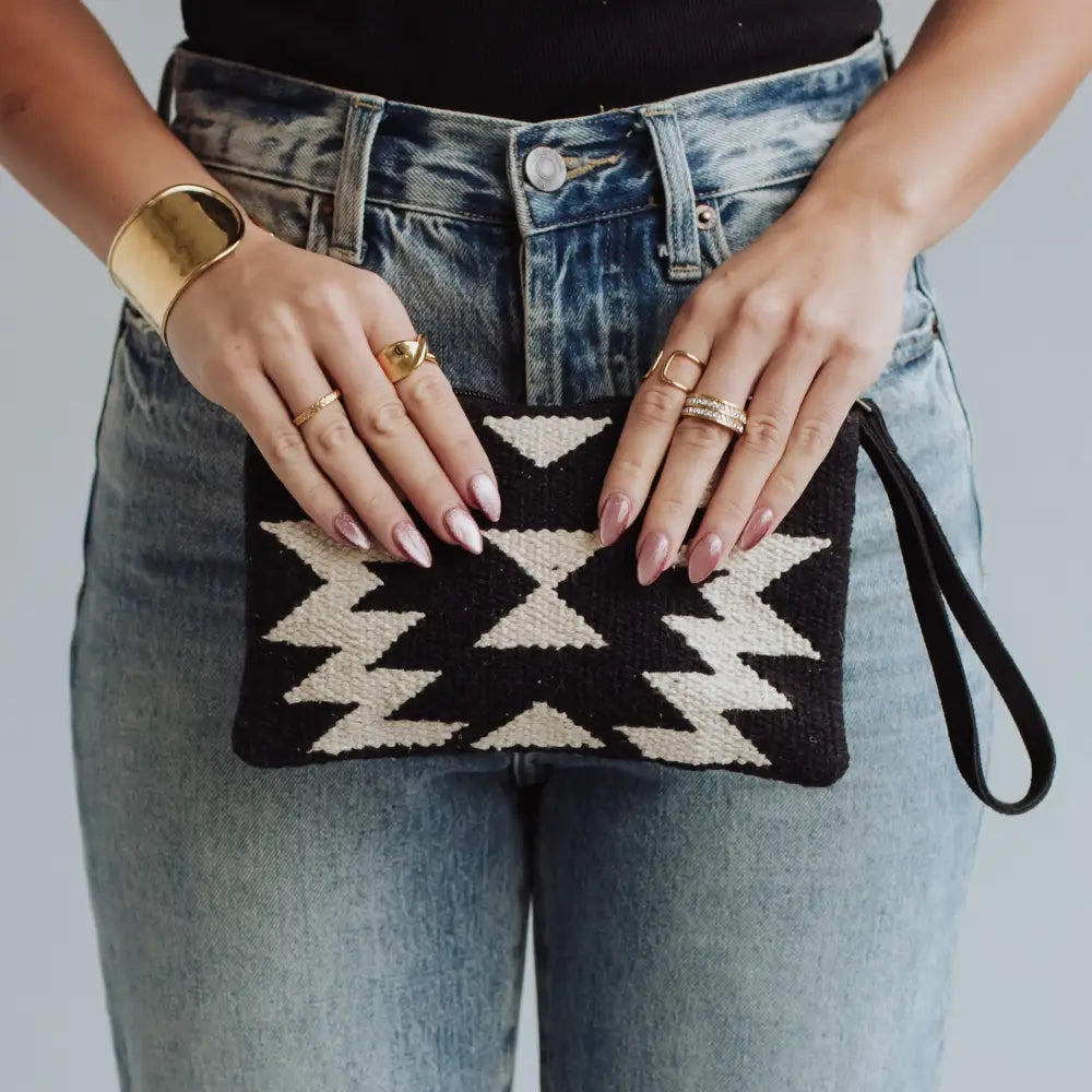 Western Wristlet - Black/Cream Aztec
