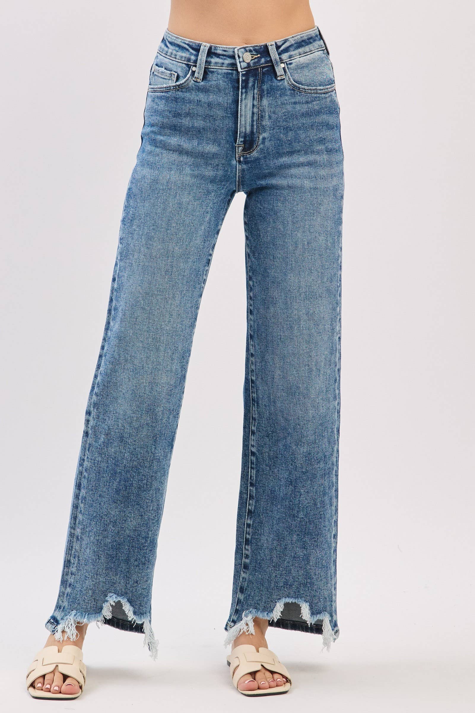WIDE LEG W/ DESTROYED HEM