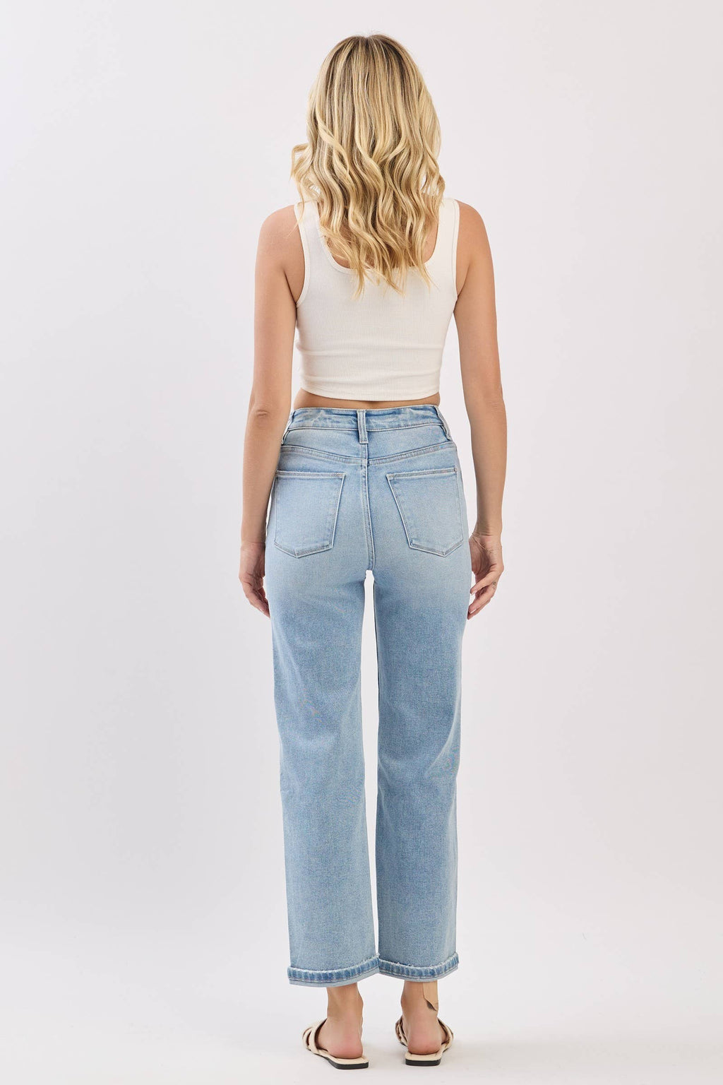 RELAXED STRAIGHT JEANS HIGH RISE