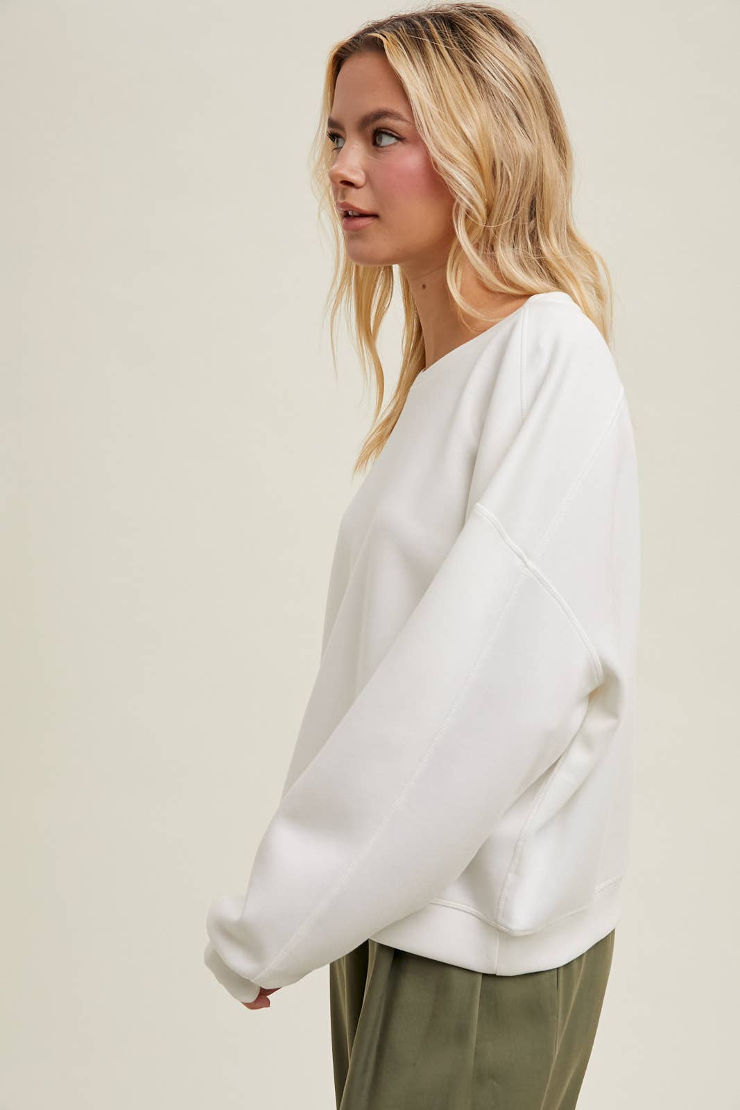 SCUBA RELAXED CROP SWEATSHIRT