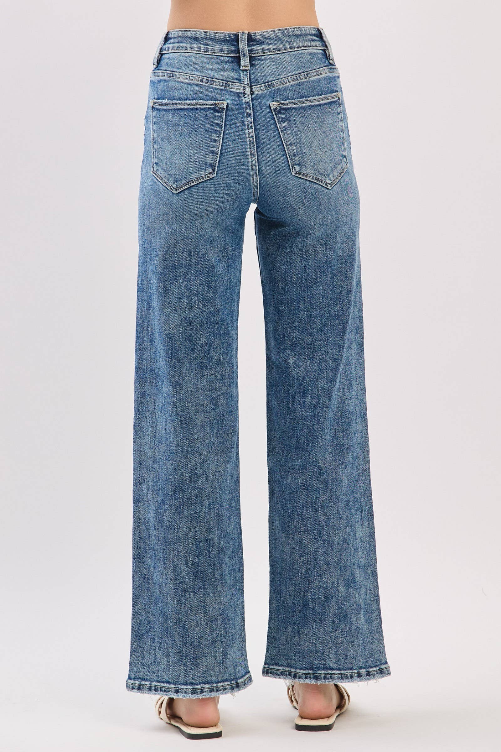 WIDE LEG W/ DESTROYED HEM