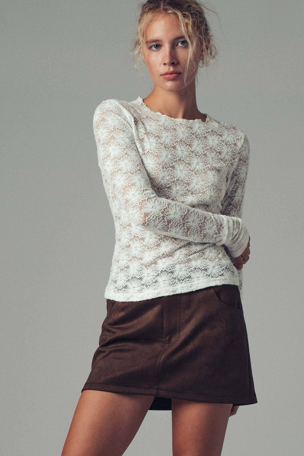 Romantic Floral Stretch Lace Top