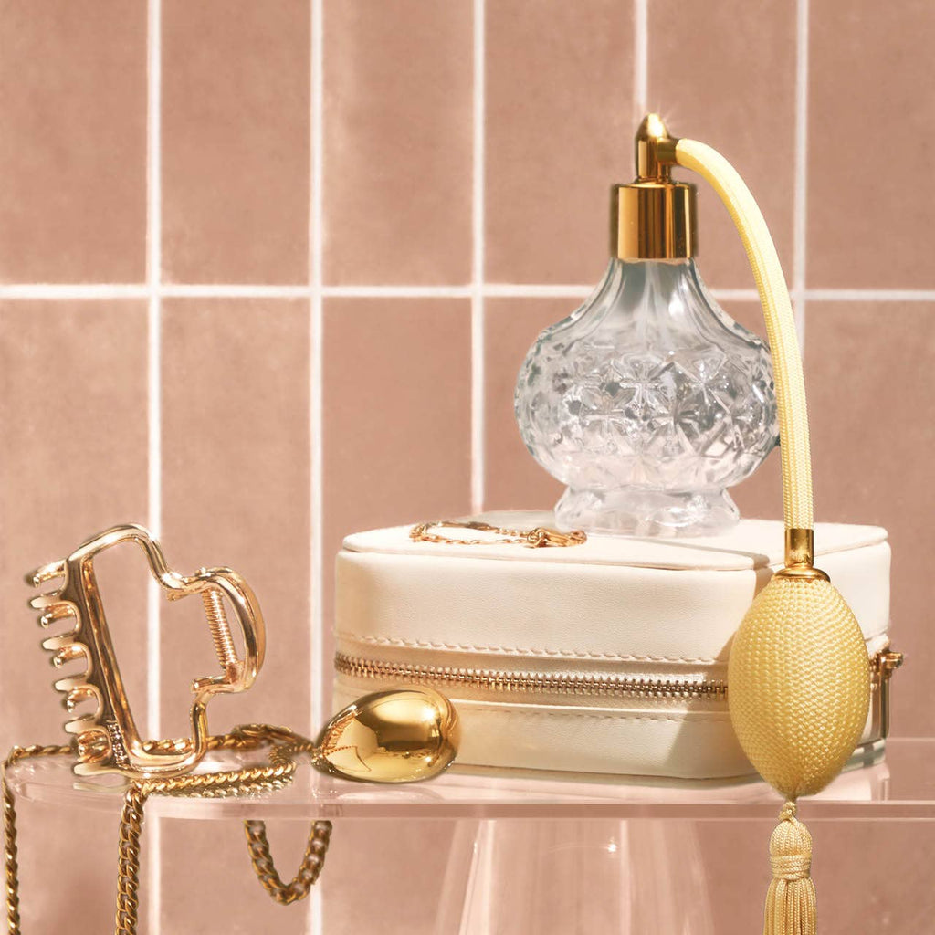 KITSCH Gold Metal Medium Claw Clip