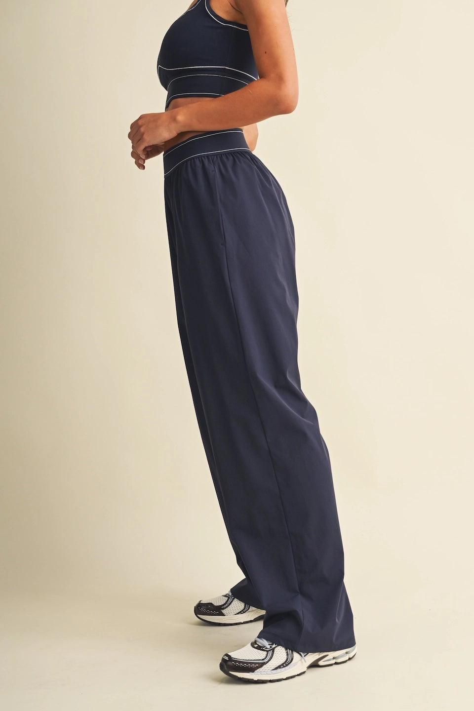 Everyday Relaxed Yoga Nylon Pants