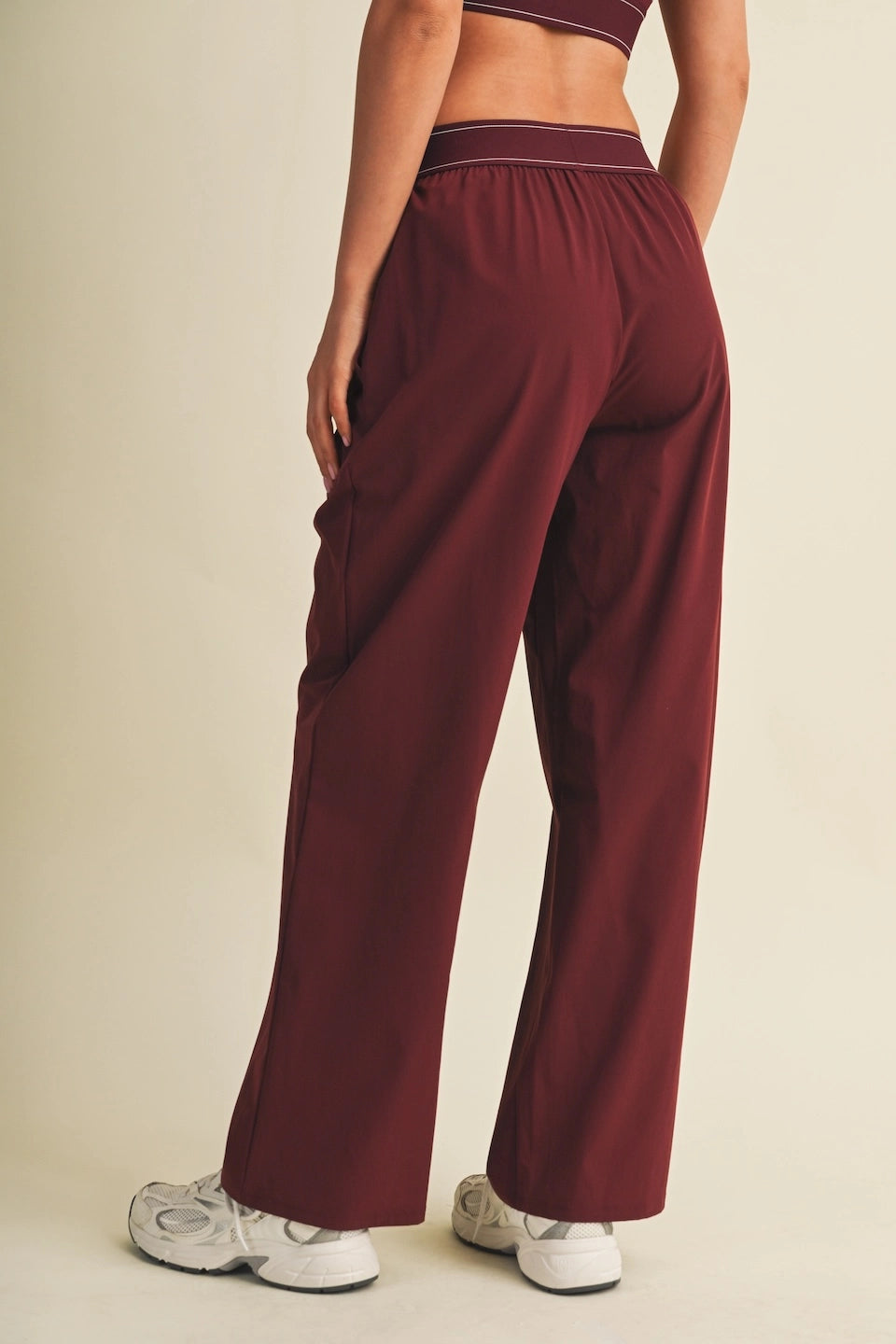 Everyday Relaxed Yoga Nylon Pants