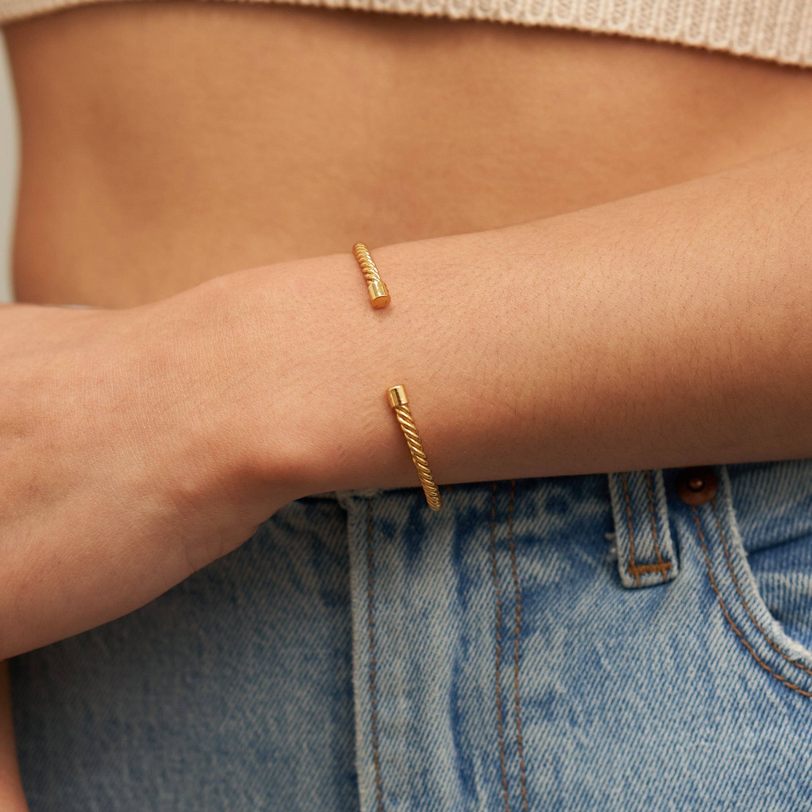 B. Grands 24K Gold Twisted Mini Bangle