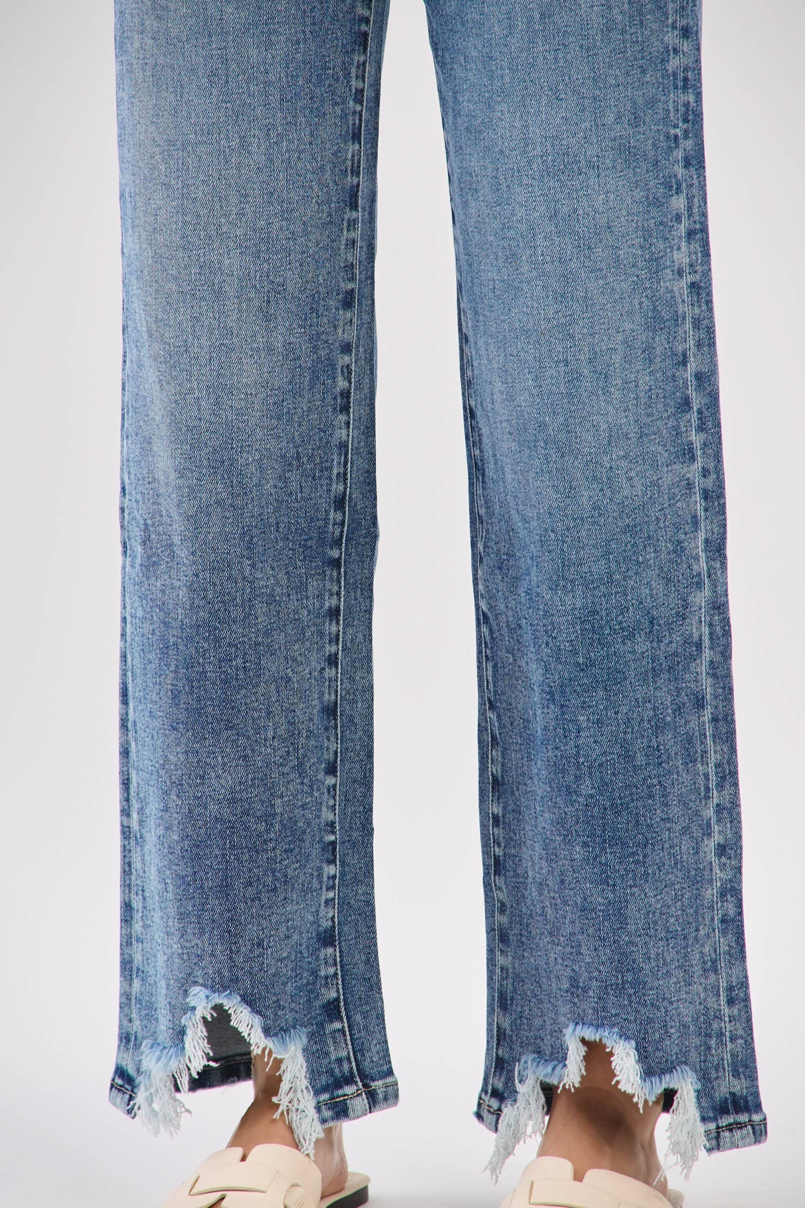WIDE LEG W/ DESTROYED HEM