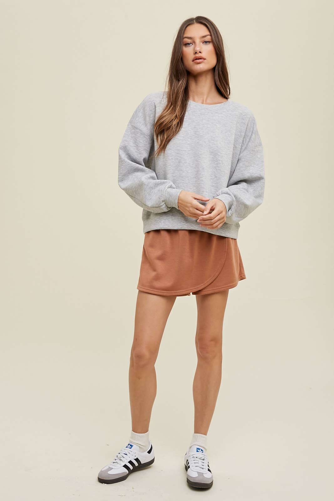 SCUBA RELAXED CROP SWEATSHIRT