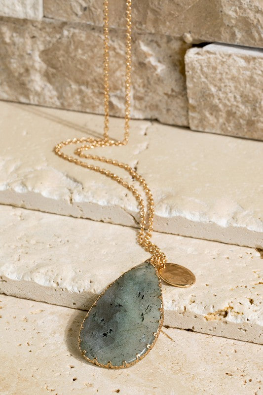 Pronged Teardrop Necklace