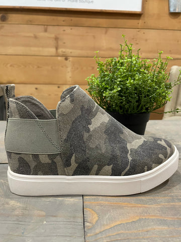 Camo Sneaker